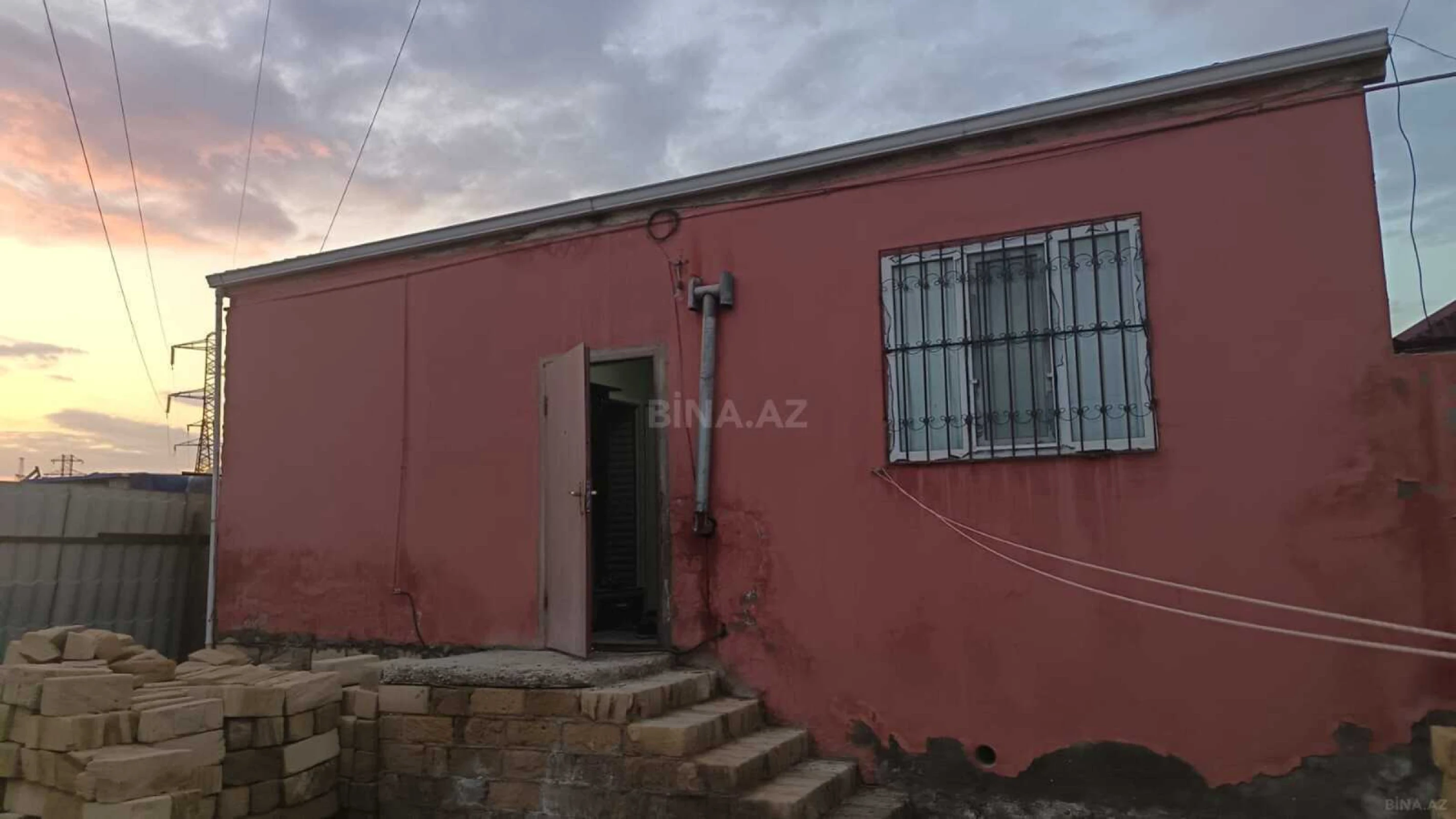Satılır 3 otaqlı həyət evi 90 m²