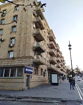 Satılır 3 otaqlı mənzil 70 m² — Bakı, Nizami 3 otaq 70.00 m²