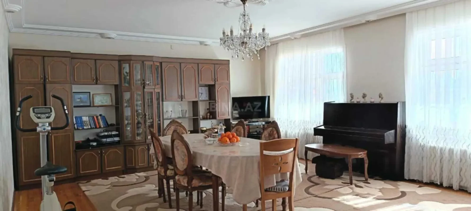 Satılır 4 otaqlı mənzil 110 m²