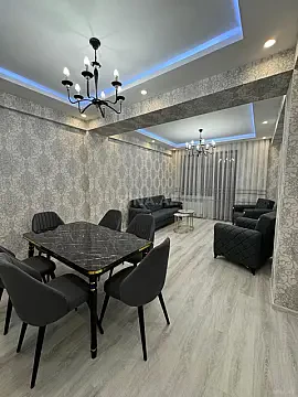 Satılır 3 otaqlı mənzil 135 m² — Bakı 3 otaq 135.00 m²