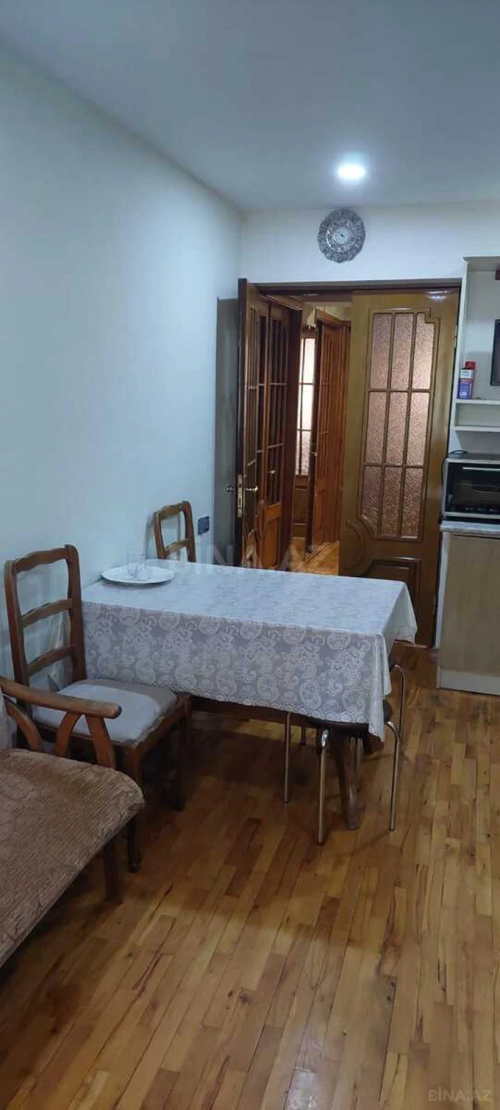 Kirayə verilir 3 otaqlı mənzil 100 m²
