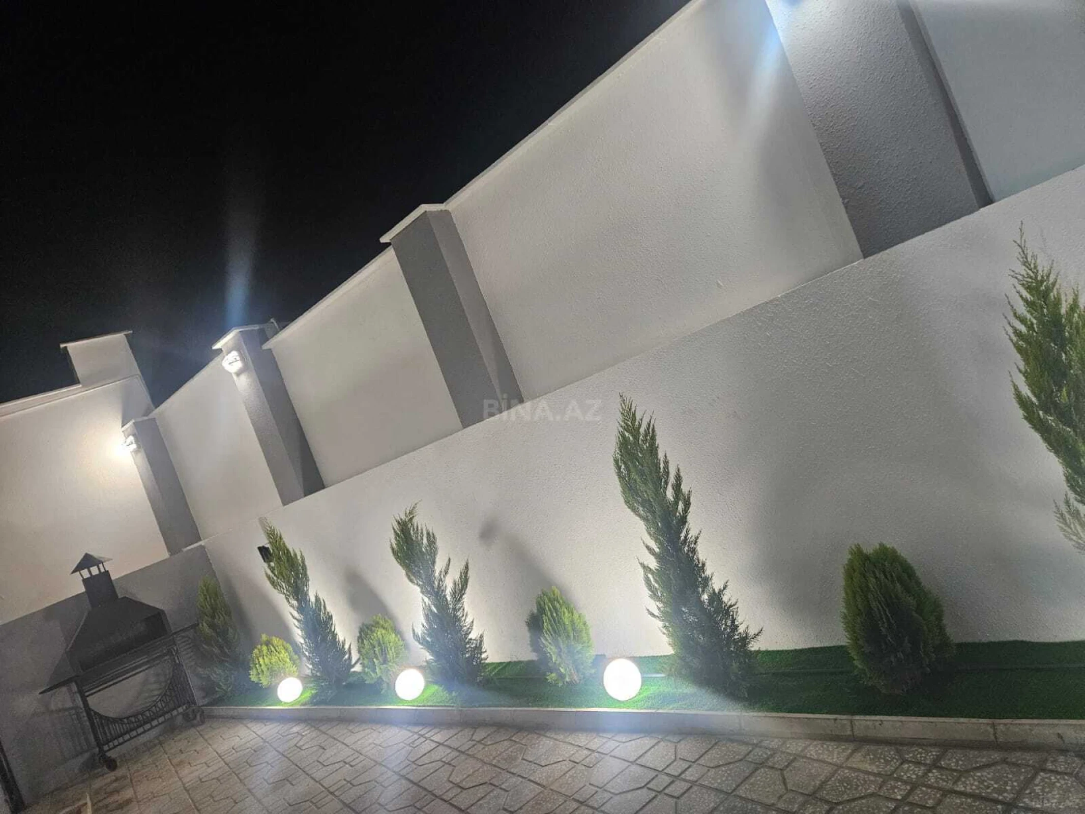 Satılır 4 otaqlı həyət evi 270 m²