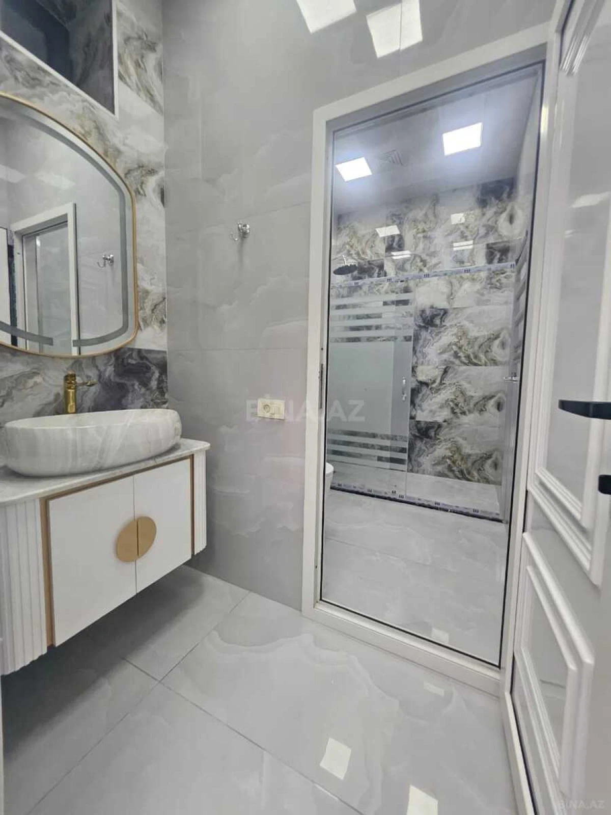 Satılır 4 otaqlı həyət evi 270 m²