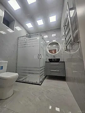 Satılır 4 otaqlı həyət evi 270 m²