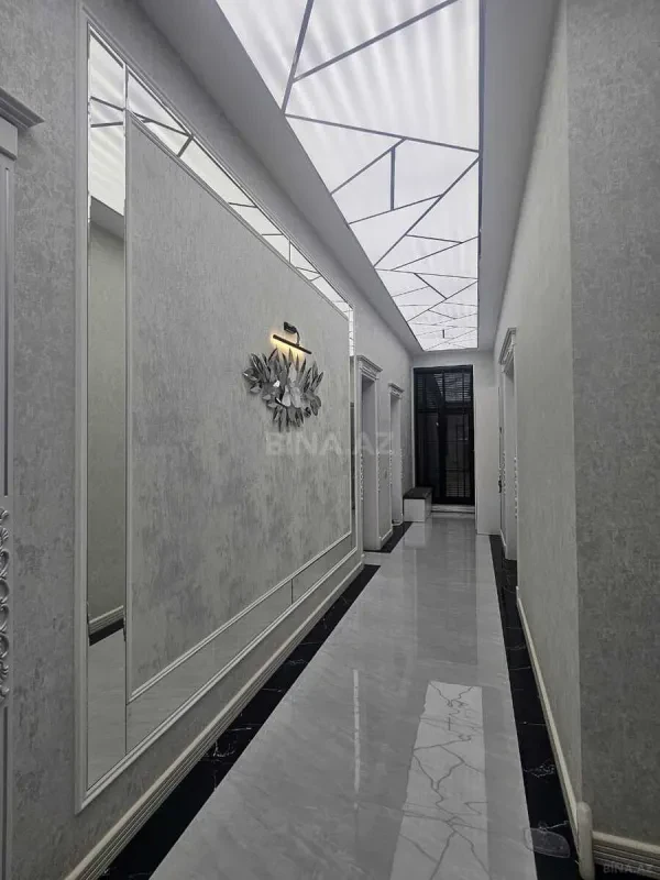 Satılır 4 otaqlı həyət evi 270 m²
