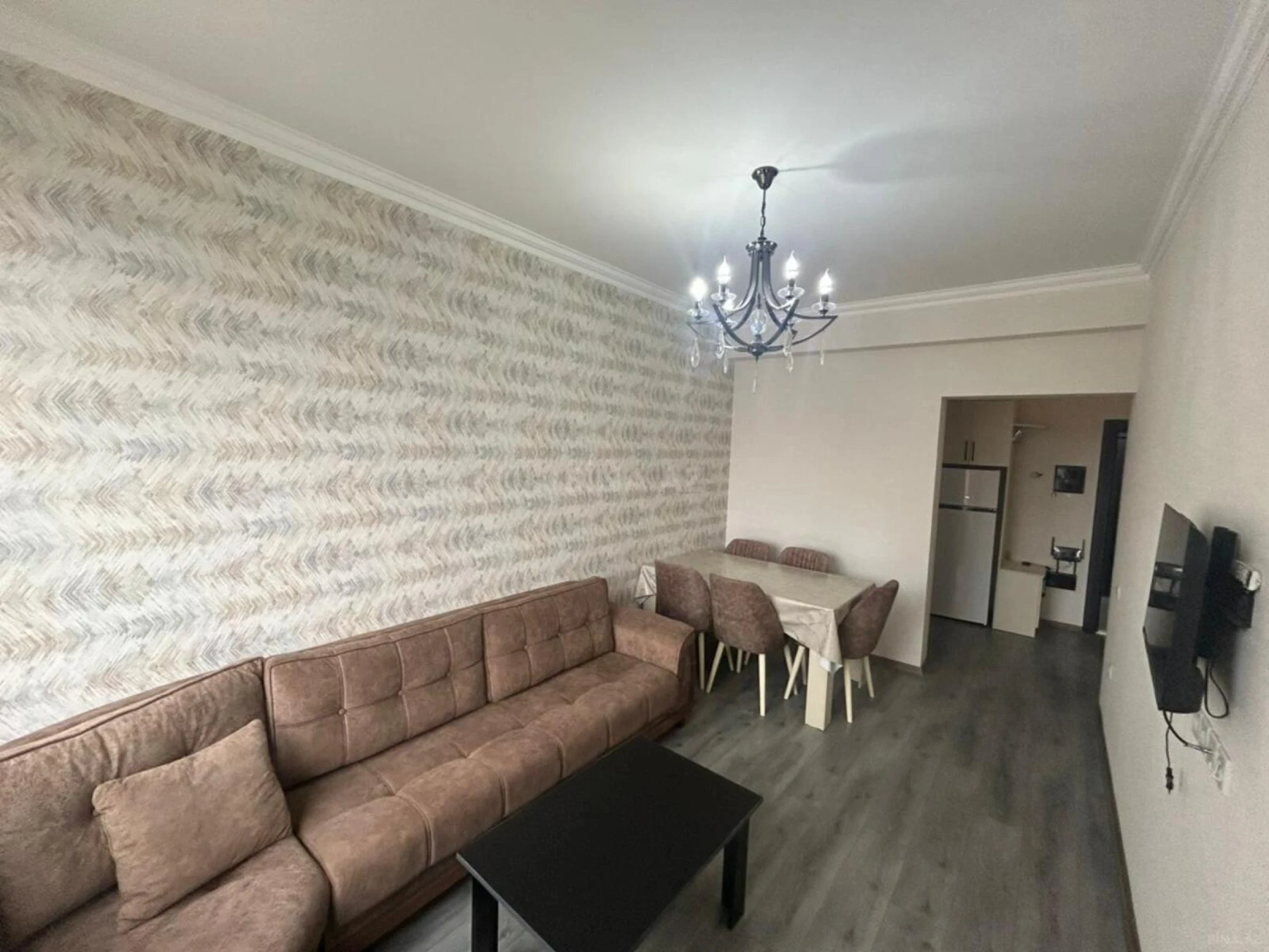 Kirayə verilir 2 otaqlı mənzil 45 m²