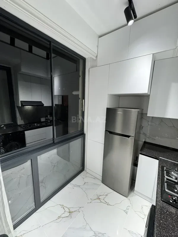 Kirayə verilir 2 otaqlı mənzil 71 m²