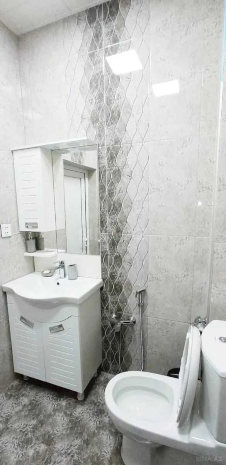 Kirayə verilir 2 otaqlı mənzil 55 m²