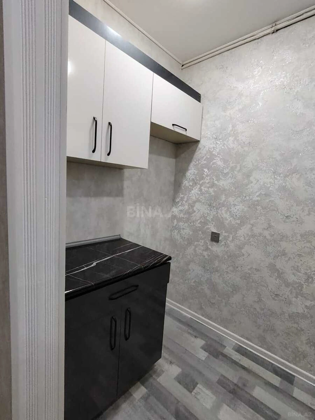 Satılır 2 otaqlı mənzil 68 m²