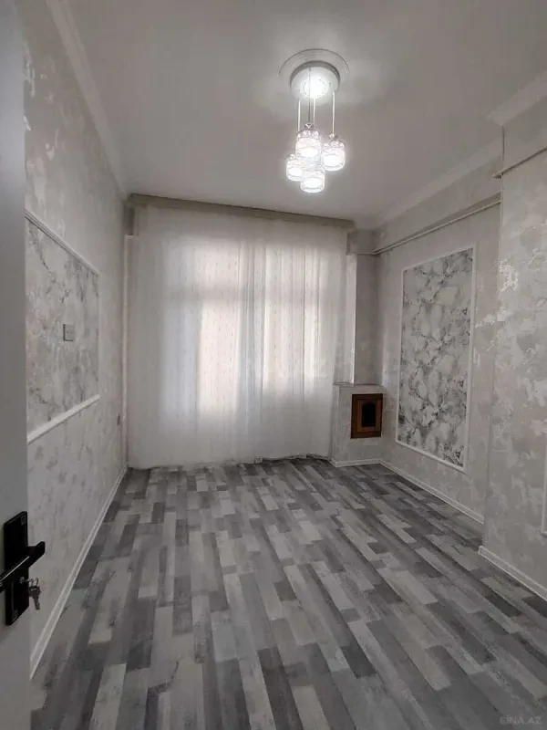 Satılır 2 otaqlı mənzil 68 m²