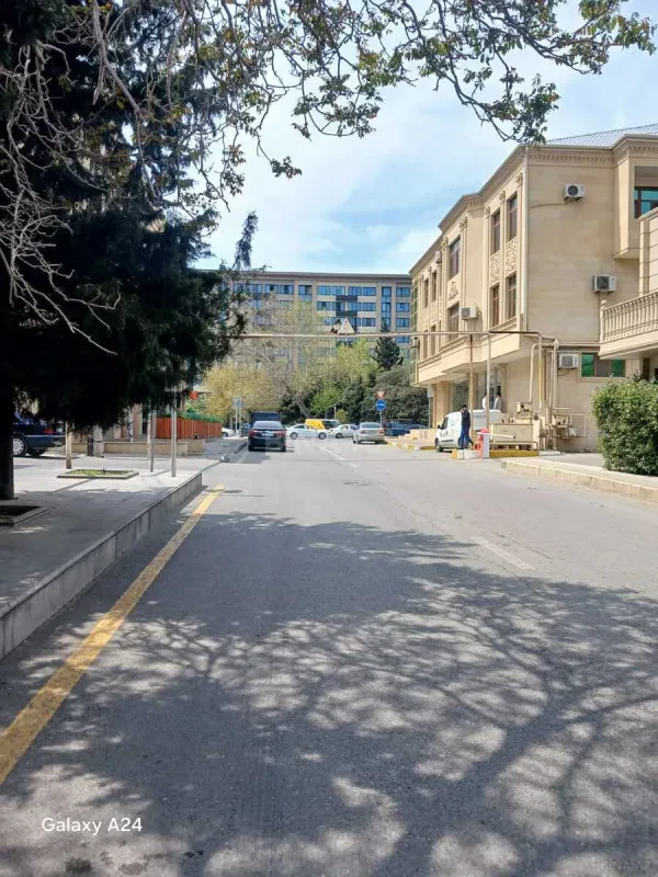 Satılır 2 otaqlı mənzil 65 m²