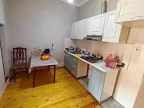 Kirayə verilir 2 otaqlı mənzil 79 m²