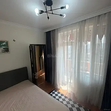 Satılır 3 otaqlı mənzil 63 m²
