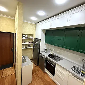 Satılır 3 otaqlı mənzil 63 m²