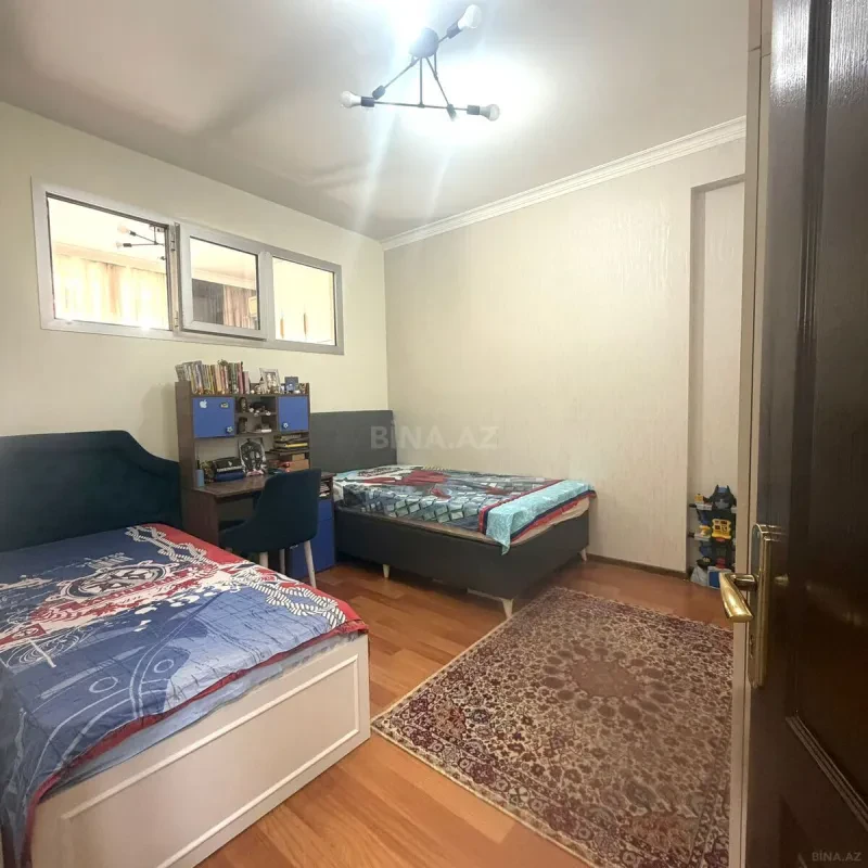 Satılır 3 otaqlı mənzil 63 m²