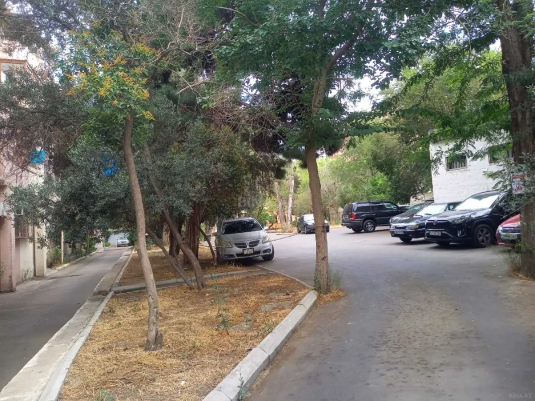 Kirayə verilir 2 otaqlı mənzil 50 m²