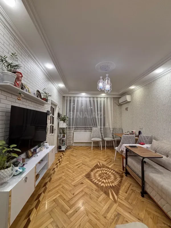 Satılır 3 otaqlı mənzil 75 m²