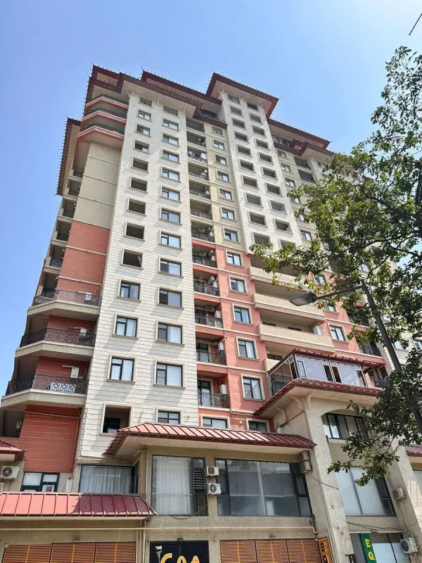 Satılır 2 otaqlı mənzil 90 m²