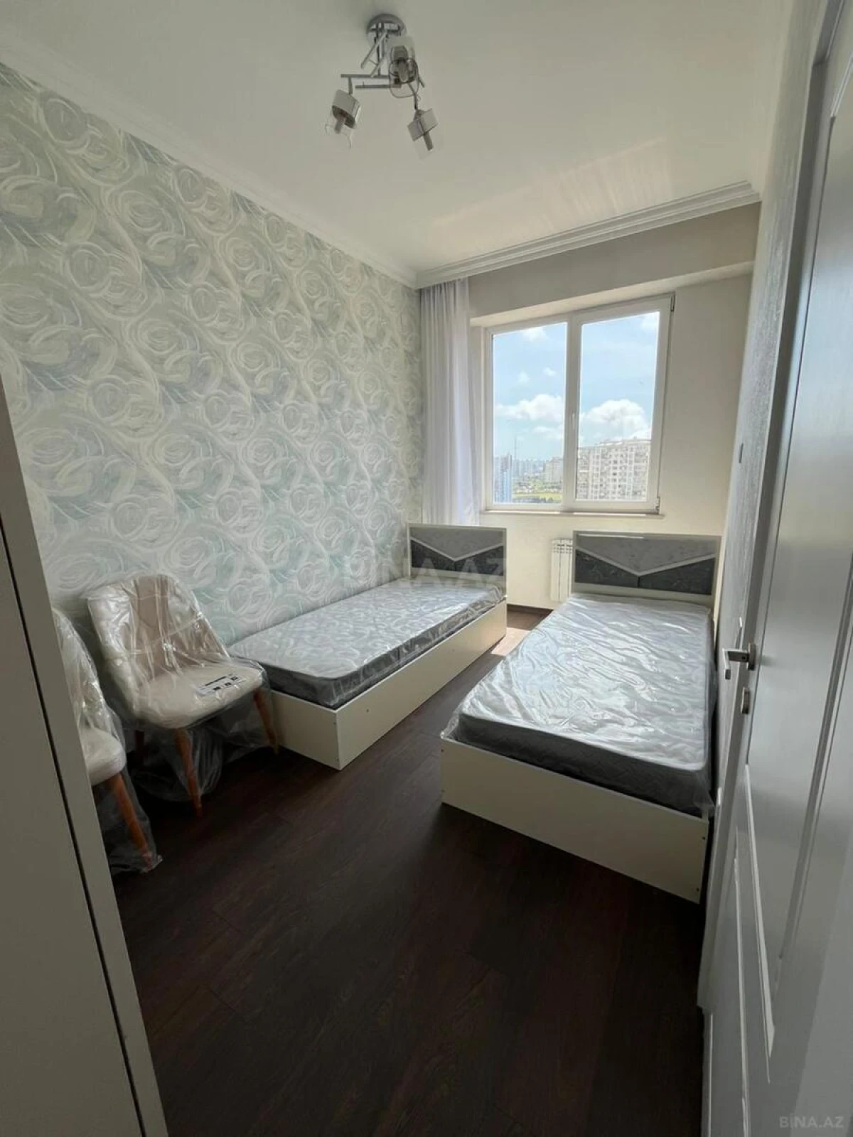 Kirayə verilir 2 otaqlı mənzil 53 m²