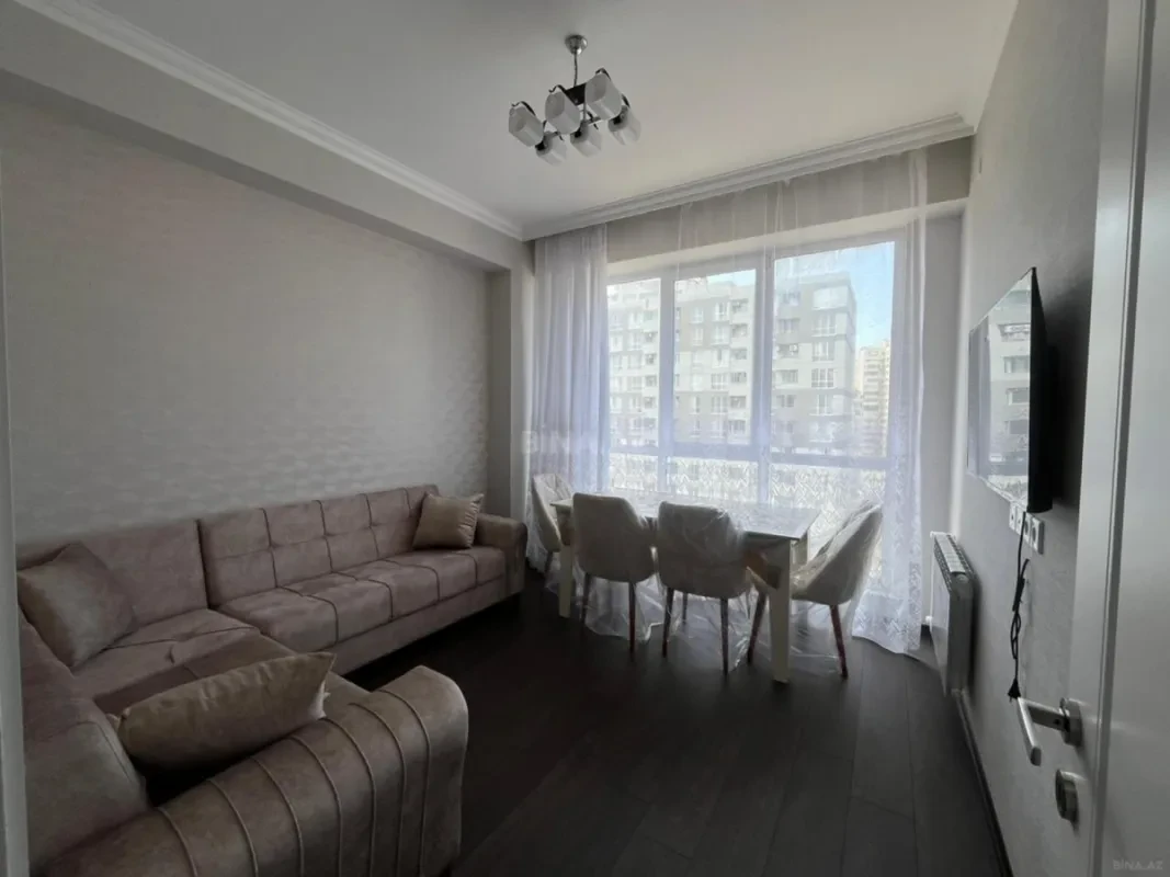 Kirayə verilir 2 otaqlı mənzil 53 m²