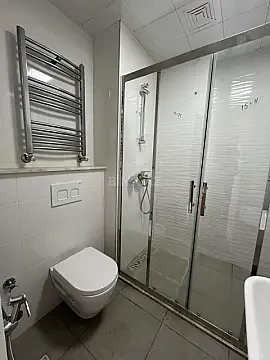 Kirayə verilir 2 otaqlı mənzil 53 m²