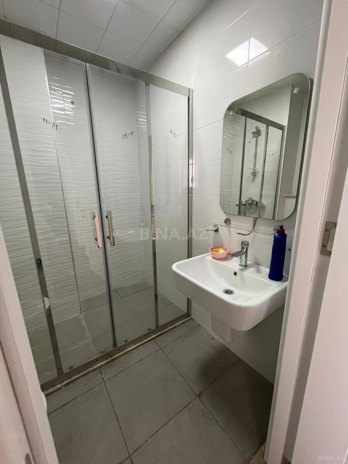 Kirayə verilir 2 otaqlı mənzil 53 m²
