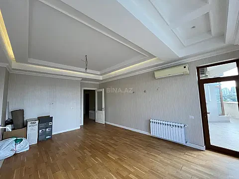 Satılır 3 otaqlı mənzil 170 m²