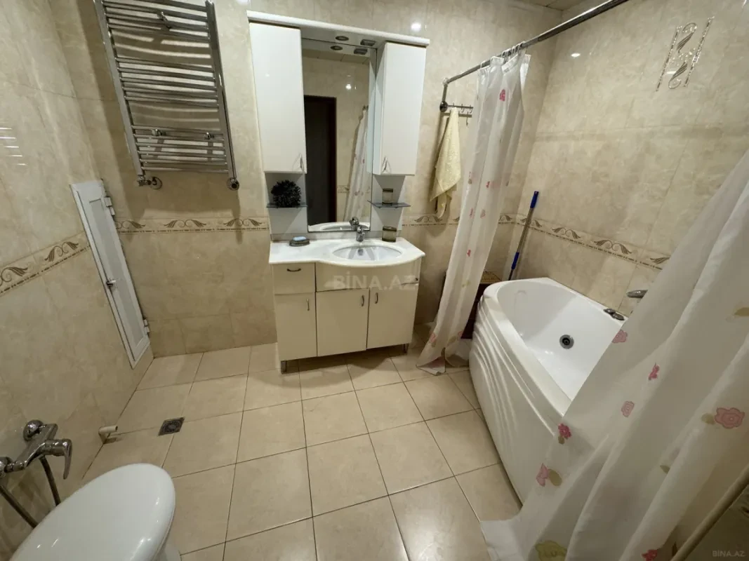 Kirayə verilir 3 otaqlı mənzil 125 m²