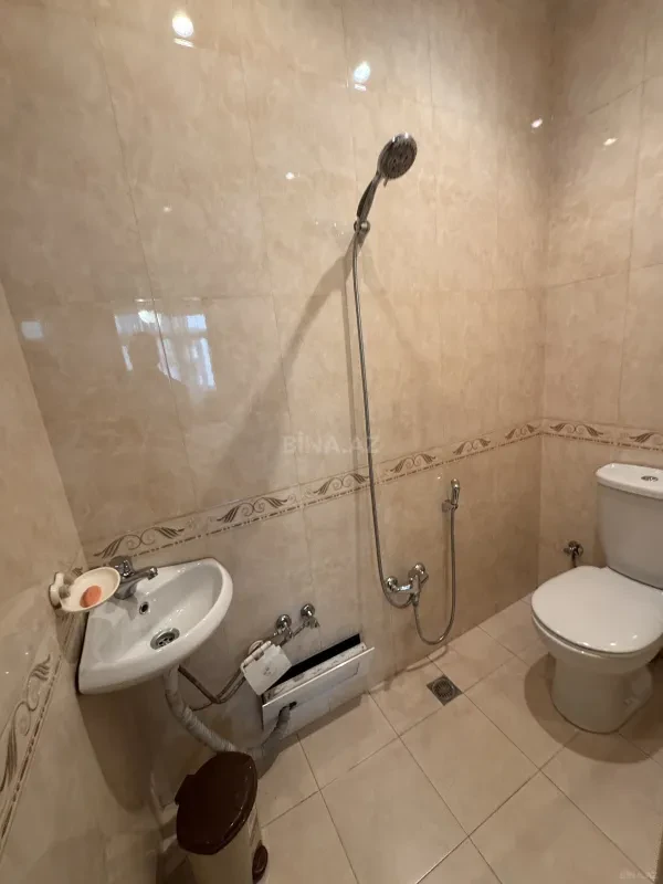 Kirayə verilir 3 otaqlı mənzil 125 m²