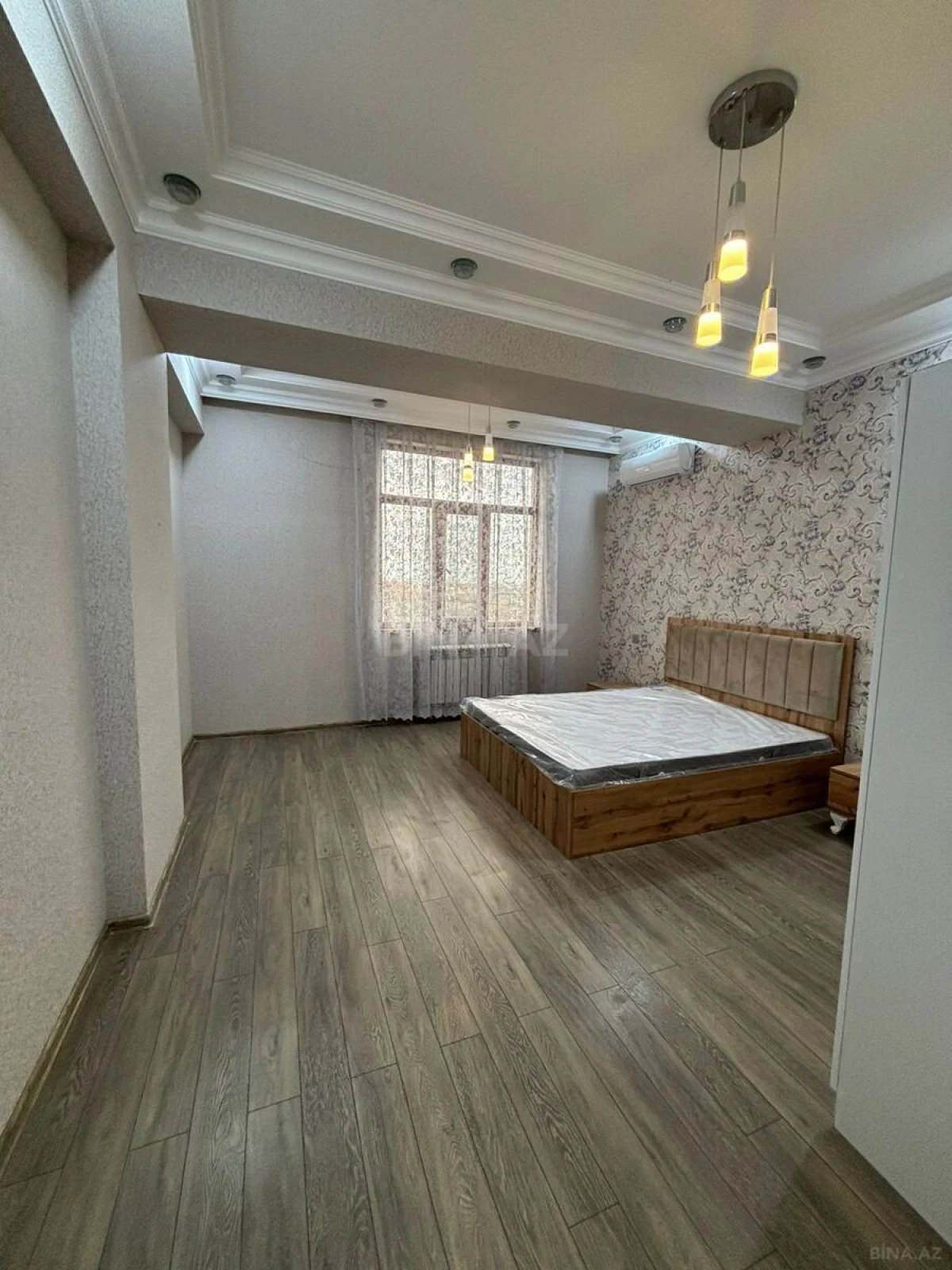 Kirayə verilir 3 otaqlı mənzil 125 m²