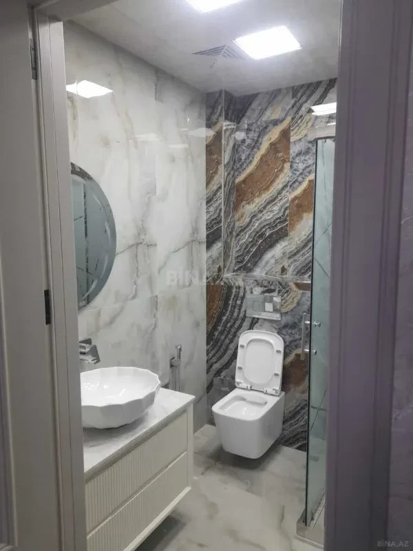 Kirayə verilir 3 otaqlı mənzil 130 m²