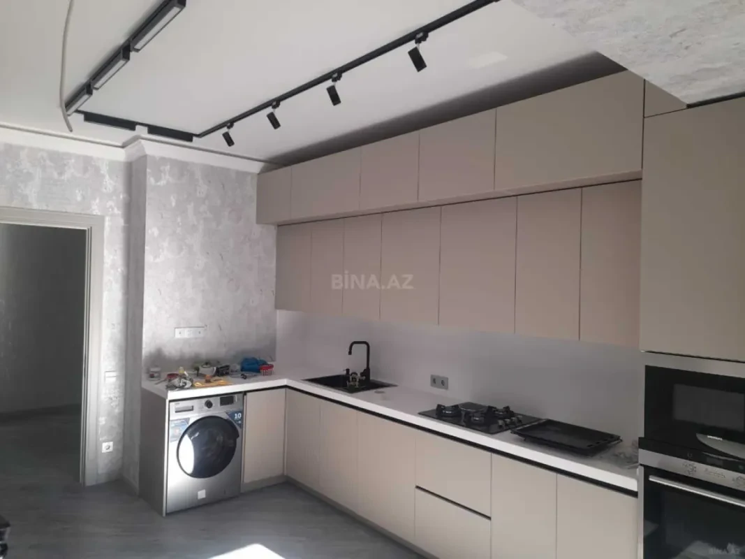 Kirayə verilir 3 otaqlı mənzil 130 m²