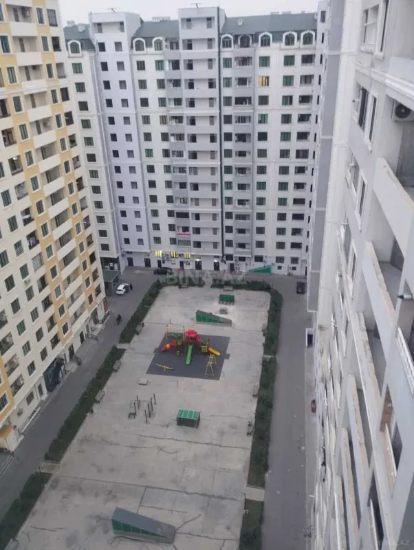Kirayə verilir 3 otaqlı mənzil 108 m²