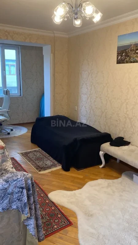 Satılır 2 otaqlı mənzil 65 m²