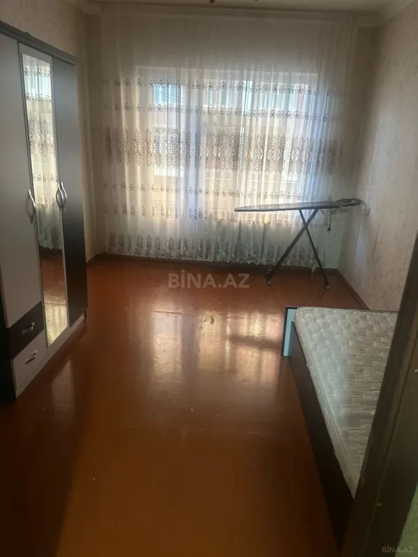 Satılır 4 otaqlı mənzil 110 m²