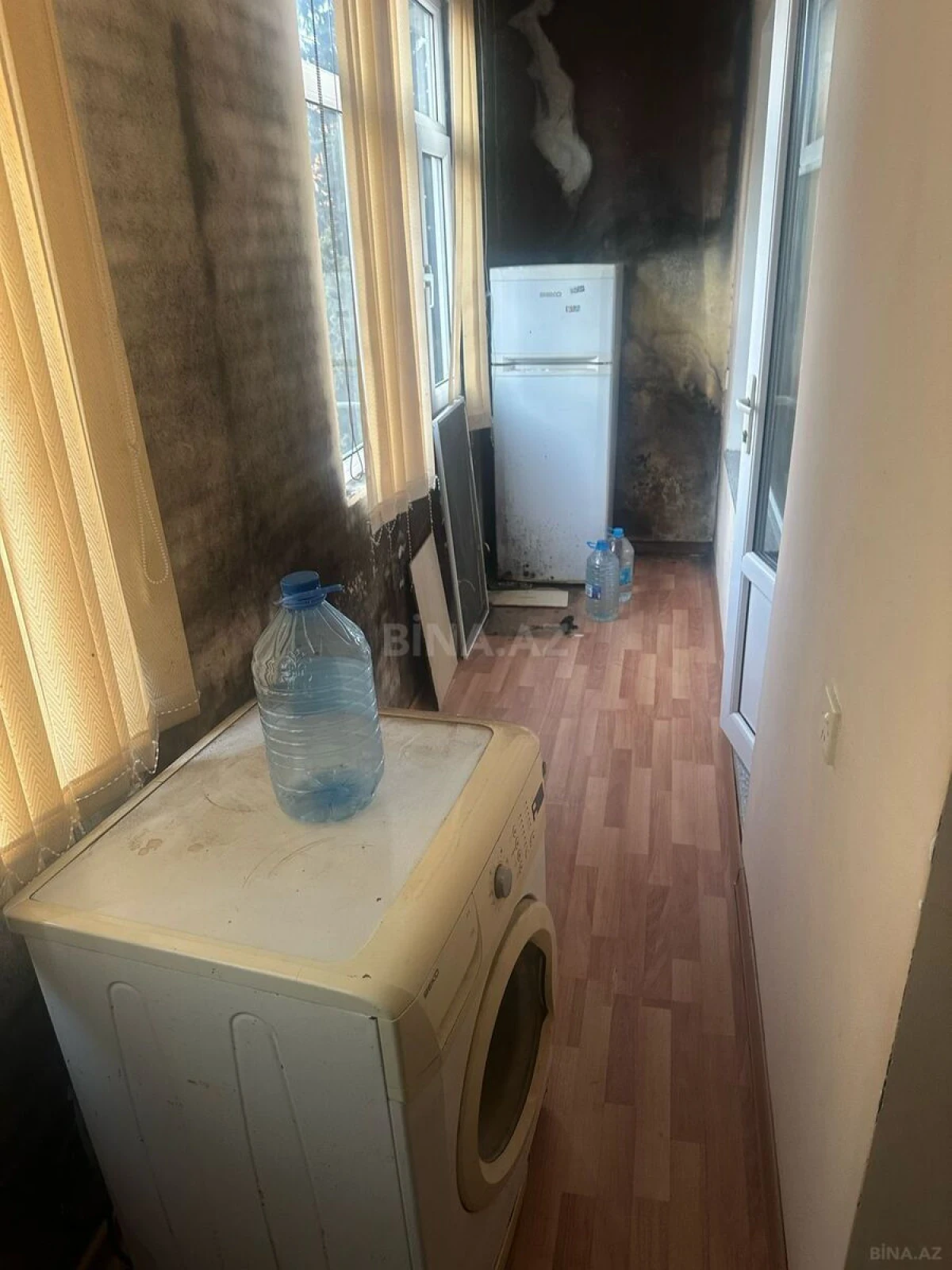 Satılır 4 otaqlı mənzil 110 m²