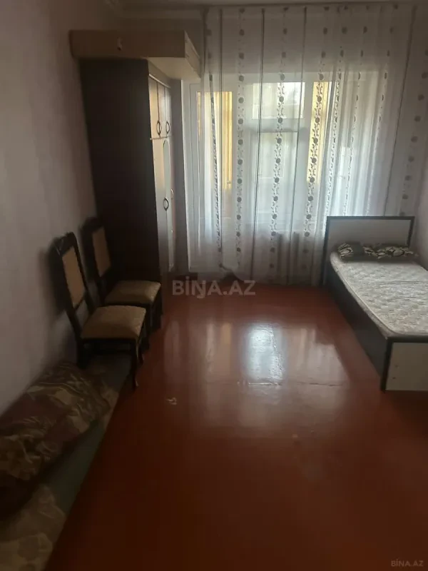 Satılır 4 otaqlı mənzil 110 m²