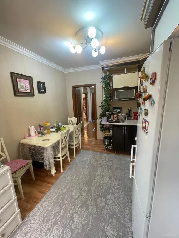 Kirayə verilir 2 otaqlı mənzil 55 m²