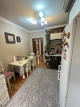Kirayə verilir 2 otaqlı mənzil 55 m²