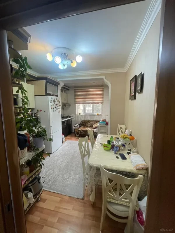 Kirayə verilir 2 otaqlı mənzil 55 m²
