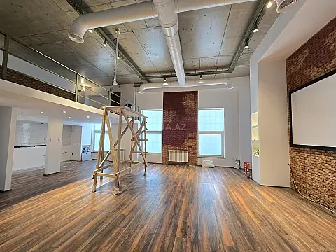 Kirayə verilir 3 otaqlı ofis 106 m²