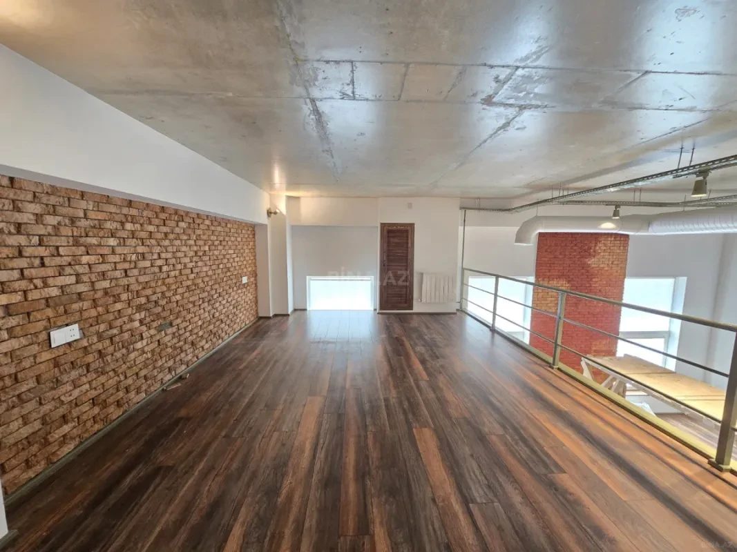 Kirayə verilir 3 otaqlı ofis 106 m²