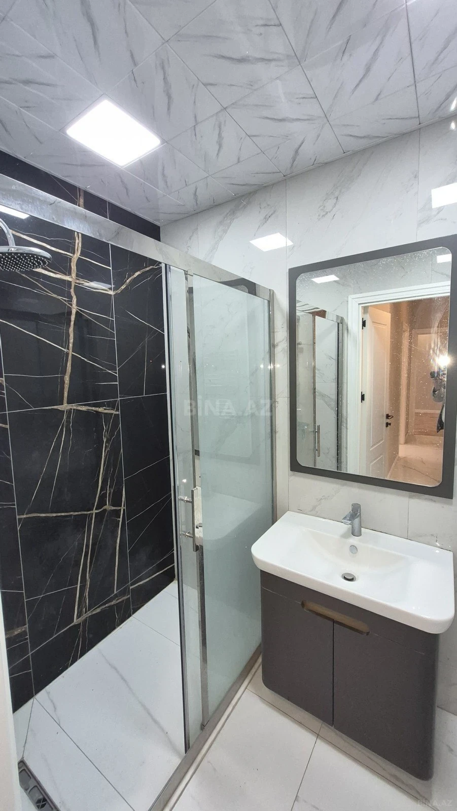 Satılır 2 otaqlı mənzil 66 m²