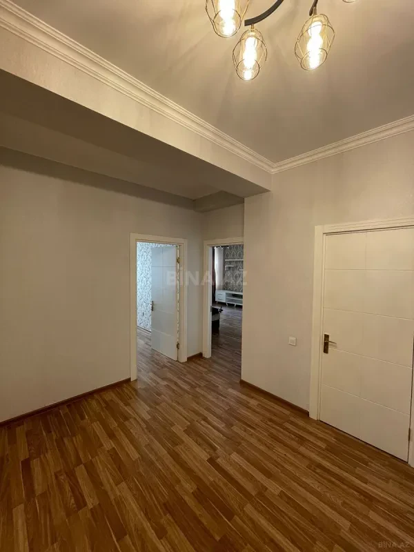 Kirayə verilir 2 otaqlı mənzil 80 m²