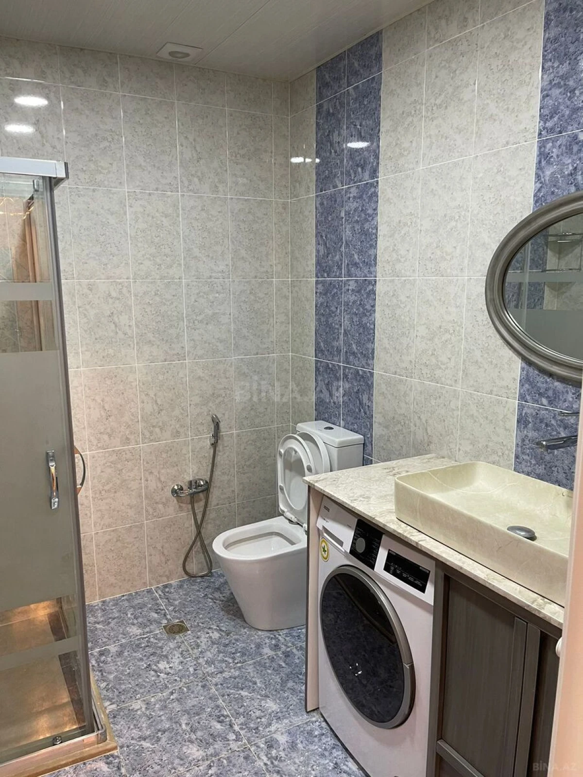 Kirayə verilir 2 otaqlı mənzil 80 m²