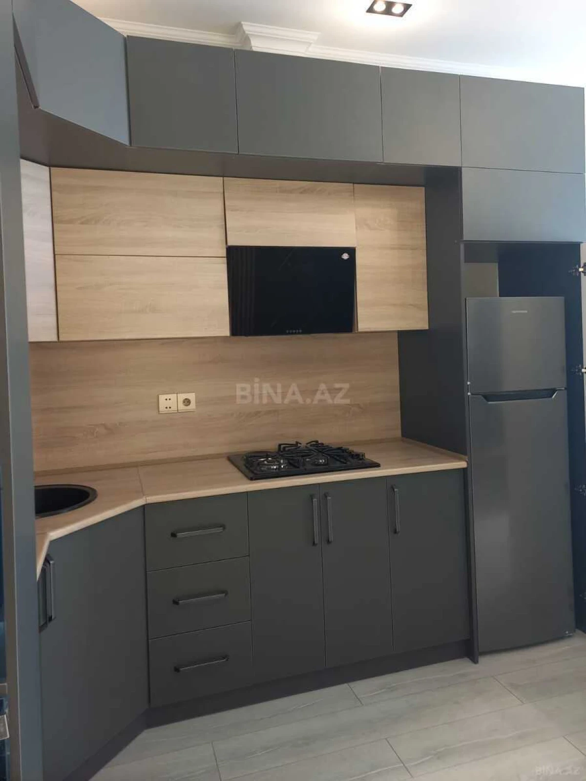 Kirayə verilir 2 otaqlı mənzil 60 m²