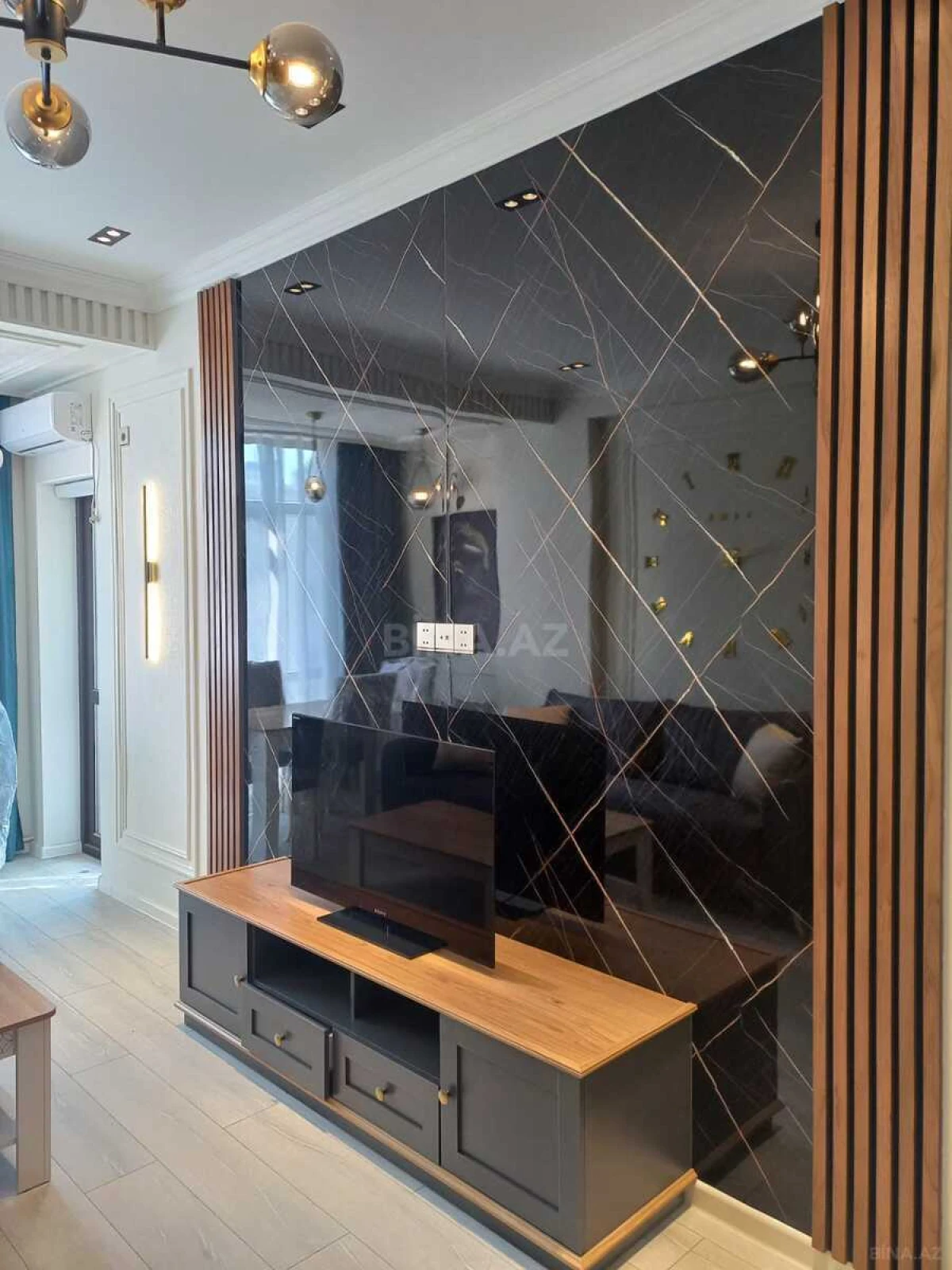 Kirayə verilir 2 otaqlı mənzil 60 m²