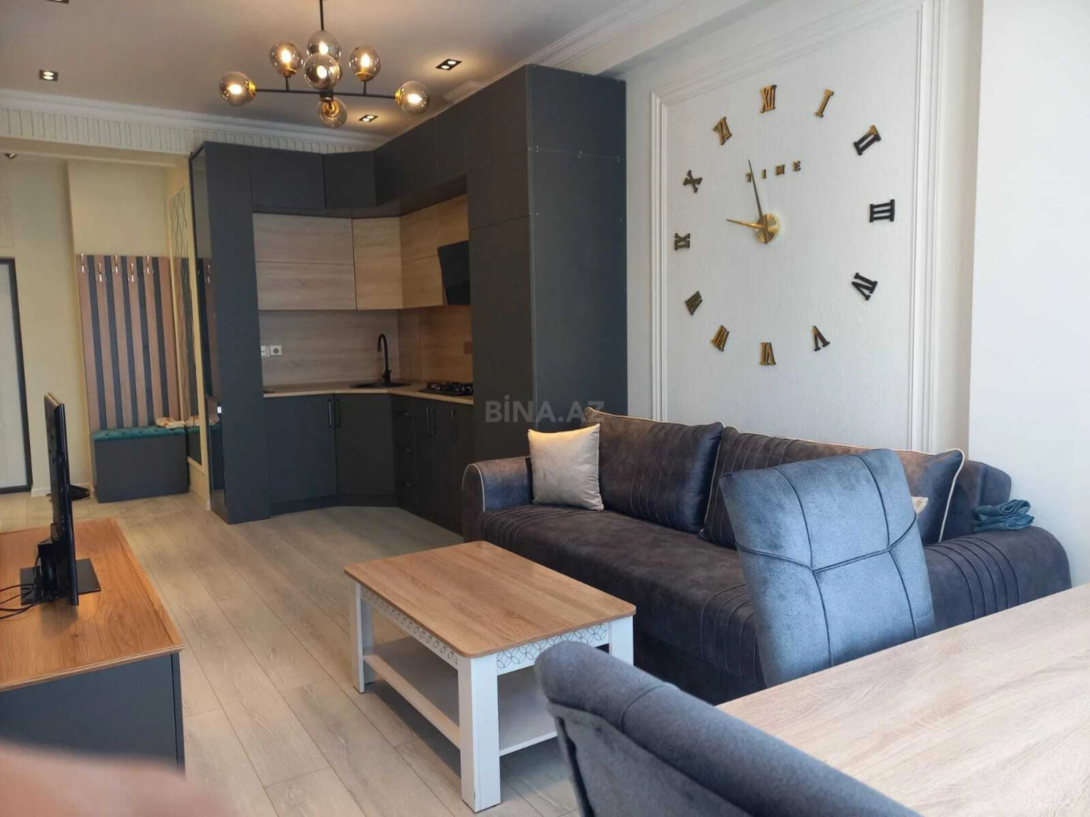 Kirayə verilir 2 otaqlı mənzil 60 m²