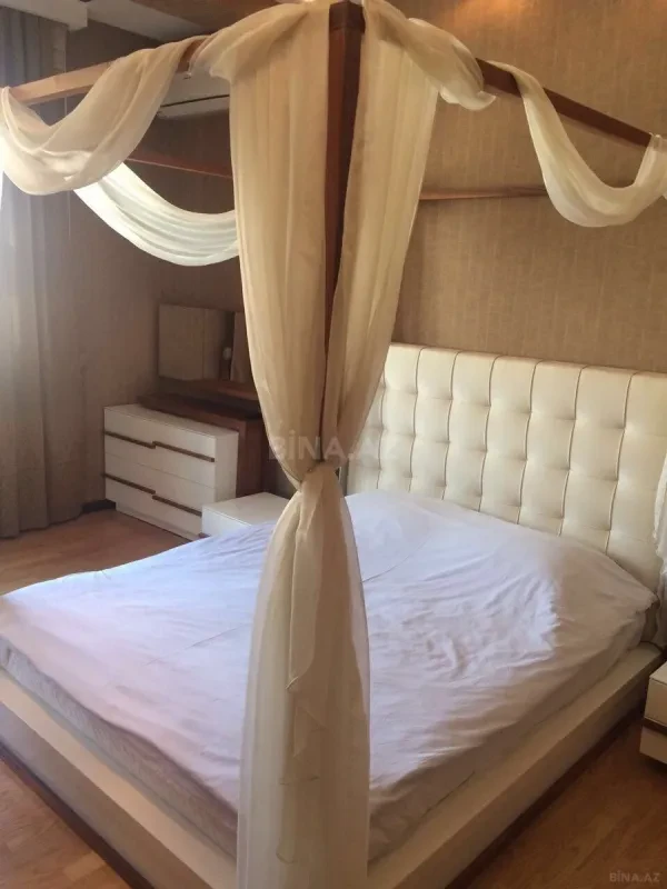 Kirayə verilir 3 otaqlı mənzil 100 m²