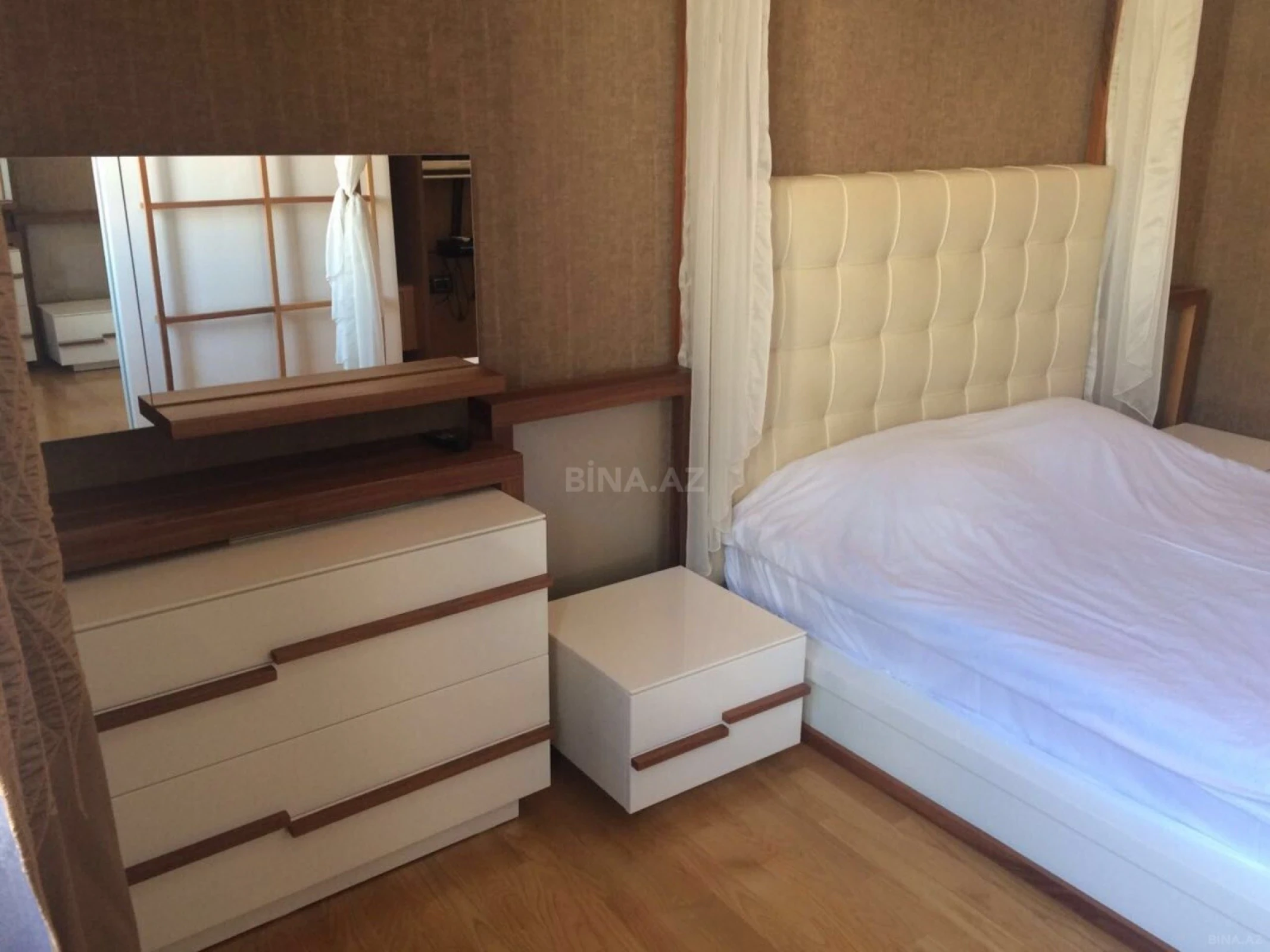 Kirayə verilir 3 otaqlı mənzil 100 m²